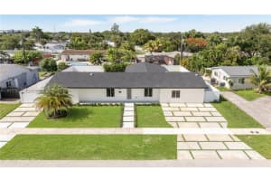 9800 Sw 159th St, Miami