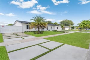 9800 SW 159th St, Miami, FL 33157, - MLS#A11837702