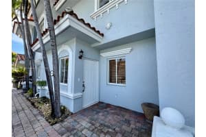 11667 Ne 18th Dr 11667 North Miami, FL 33181 - MLS#A11837706
