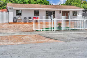 18810 Nw 51st Ave, Miami Gardens