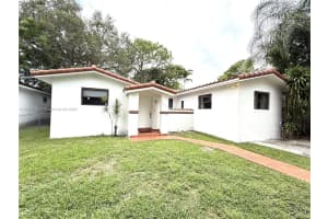 5760 Sw 55th St, Miami