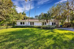 5990 SW 86th St, South Miami, FL 33143 - MLS#A11837858