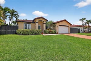 10202 SW 191st St, Cutler Bay, FL 33157, - MLS#A11837927