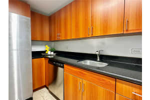 7501 E Treasure Dr APT 1P, North Bay Village, FL 33141, - MLS#A11837970