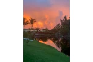 9865 SW 16th St, Miami, FL 33165, - MLS#A11837978