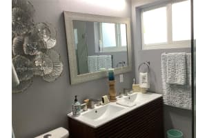7170 SW 9th St, Pembroke Pines, FL 33023, - MLS#A11837981