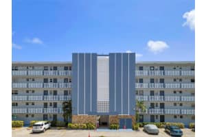233 Ne 14th Ave 108, Hallandale Beach