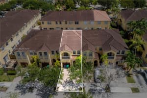 15057 SW 9th Terrace, Miami, FL 33194, - MLS#A11838025