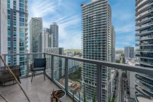 1050 Brickell Ave, Miami, FL 33131, Sold 08/29/25