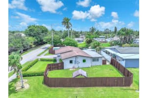 5751 SW 56th St, Davie, FL 33314, - MLS#A11838068