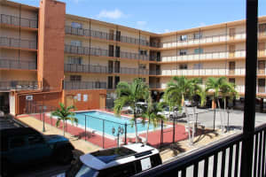 1075 W 68th St APT 110, Hialeah, FL 33014, Sold 08/29/25