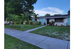 1760 Nw 135th St, Miami