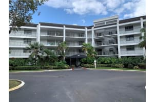 16171 Blatt Blvd 413, Weston