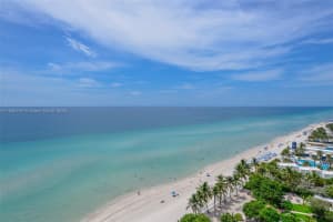2751 S Ocean Dr APT 1707S, Hollywood, FL 33019, - MLS#A11838244