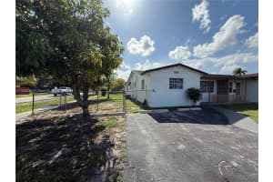 1101 NW 55th Ave a, Lauderhill, FL 33313, - MLS#A11838264