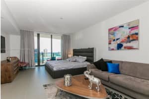 1600 Ne 1st Ave 2004, Miami