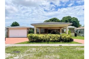 292 W 39th Pl Hialeah, FL 33012 - MLS#A11838298