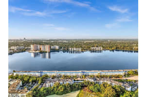1170 Ne 191st St 24, Miami