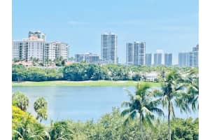 3675 N Country Club Dr 708, Aventura