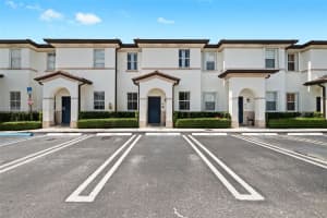 8079 W 36th Ave 6, Hialeah
