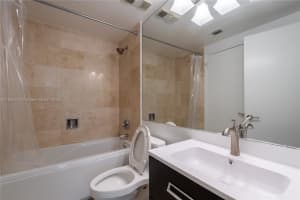 10140 W Bay Harbor Dr APT 201A, Bay Harbor Islands, FL 33154, - MLS#A11838374
