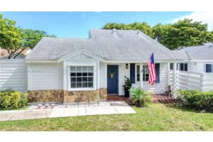 13790 Sw 147th Cir Ln 2-9, Miami