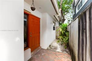 2794 22nd Ave, Miami, FL 33133, Sold 08/21/25