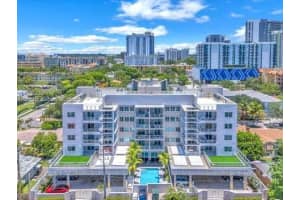 1850 Monroe 301, Hollywood