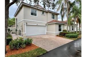1470 Sweetbay Way, Hollywood, FL 33019, - MLS#A11838510