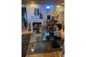 935 SW 72nd Ave, Miami, FL 33144, - MLS#A11838518
