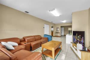 2761 SW 33rd Ct, Miami, FL 33133, - MLS#A11838578