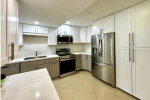 1080 94th St APT 212, Bay Harbor Islands, FL 33154, - MLS#A11838579