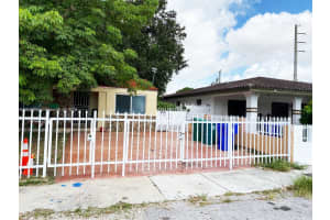 1030 NW 30th Ave, Miami, FL 33125, - MLS#A11838690