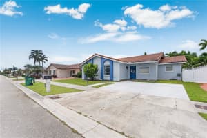 1060 NW 128th Ct, Miami, FL 33182, - MLS#A11838727