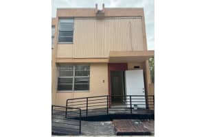 6023 Sw 69th St 78, South Miami