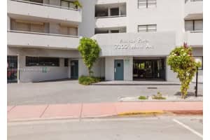 7300 Wayne Ave APT 418, Miami Beach, FL 33141, - MLS#A11838773