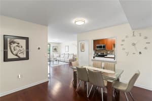 1700 NE 105th St APT 312, Miami Shores, FL 33138, - MLS#A11838797