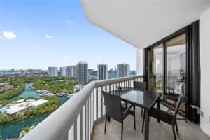 2000 Island Blvd 2409, Aventura