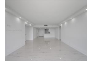 2000 Presidential Way 901 West Palm Beach, FL 33401 - MLS#A11838818