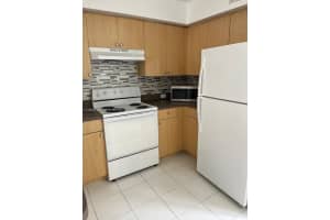 2931 Ne 185th St 1101, Aventura