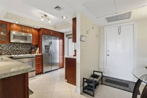2901 S Palm Aire Dr 608 Pompano Beach, FL 33069 - MLS#A11838848