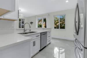 1103 Golden Cane Dr, Weston, FL 33327, Sold 08/18/25