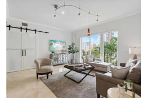642 Valencia Ave 405, Coral Gables, FL 33134 - MLS#A11838915