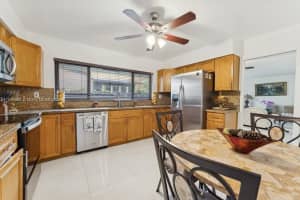 11610 NE 6th Ave, Biscayne Park, FL 33161, - MLS#A11838932