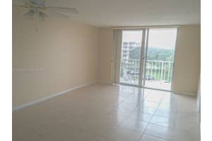 500 Executive Center Dr 4n, West Palm Beach