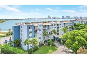 500 Executive Center Dr APT 4N, West Palm Beach, FL 33401, - MLS#A11838934