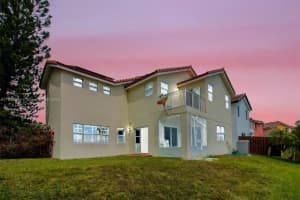 15490 Sw 47th St, Miami