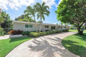 14701 NE 2nd Ct, Miami, FL 33161, Sold 09/02/25