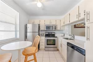 5560 Lakeside Dr APT 204, Margate, FL 33063, - MLS#A11839099