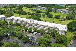 3850 Oaks Clubhouse Dr APT 307, Pompano Beach, FL 33069, - MLS#A11839105